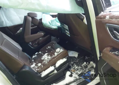 2021 Chevrolet Suburban 4Wd High Country из США, поврежденный, VIN 1GNSKGKL8MR164026